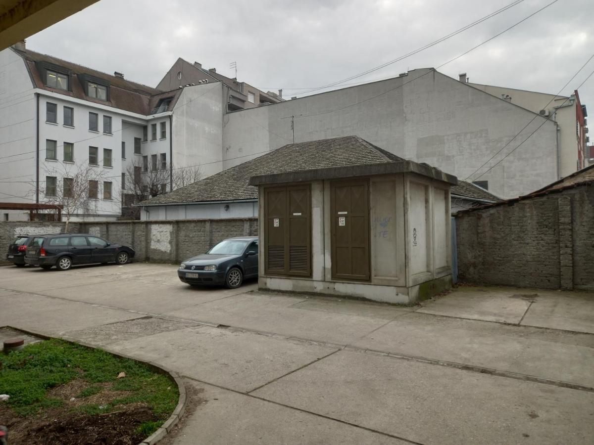 Garden Apartment - Oaza U Centru Grada Нови Сад Екстериор снимка