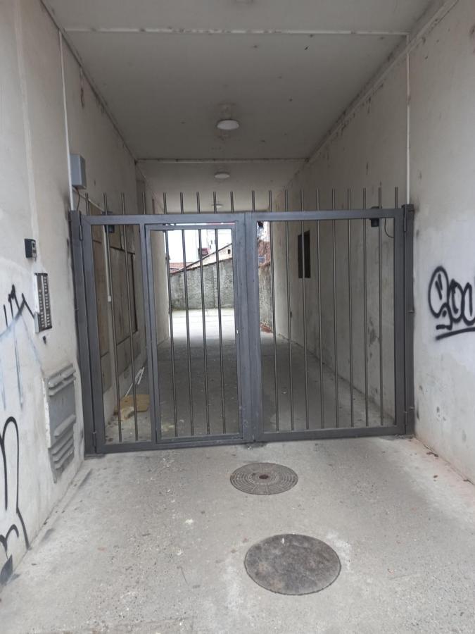 Garden Apartment - Oaza U Centru Grada Нови Сад Екстериор снимка